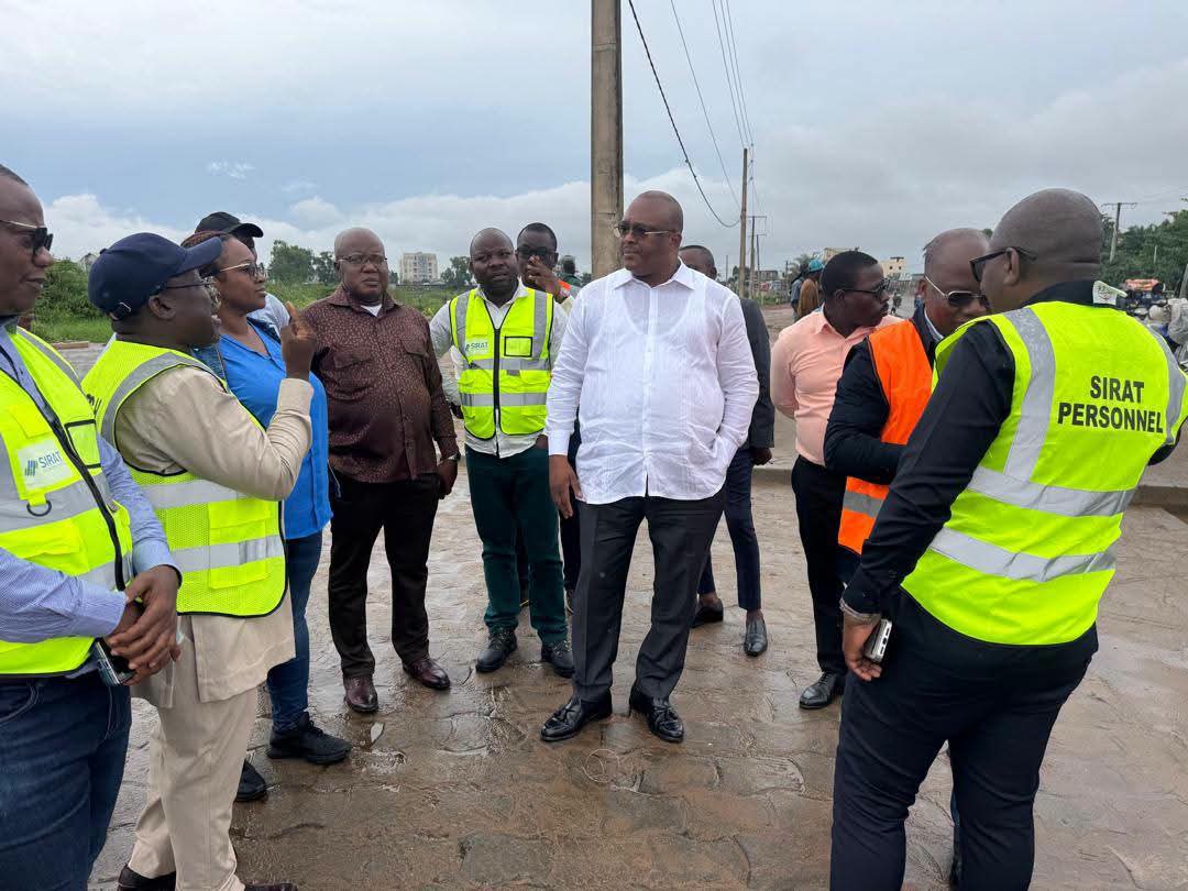Pour gérer les inondations à Abomey-Calavi, le maire Nathanaël KOTY appelle à la solidarité, à la responsabilité et à l'action.